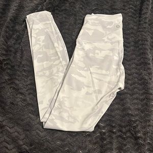 Lululemon Wunder Under Leggings